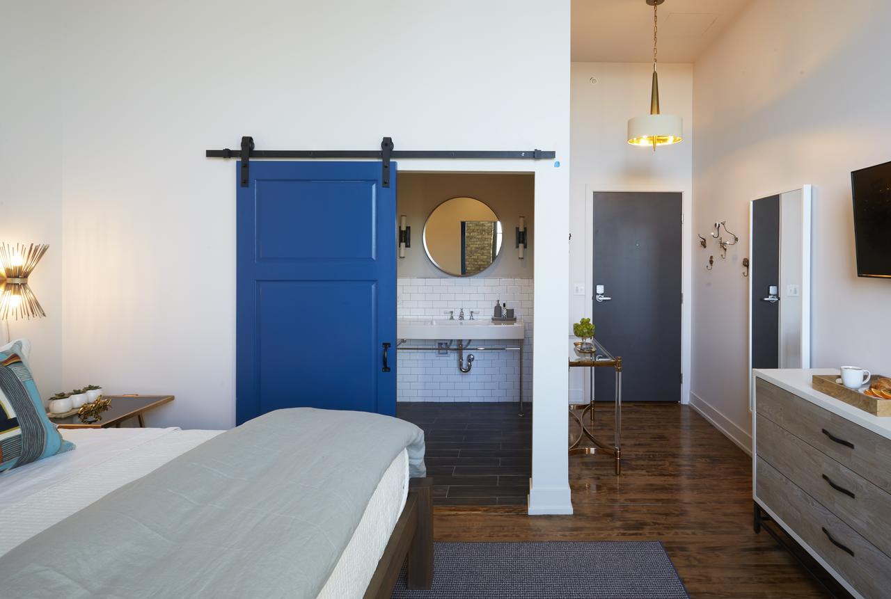 Kinn Guesthouse Bay View Мілвокі Екстер'єр фото